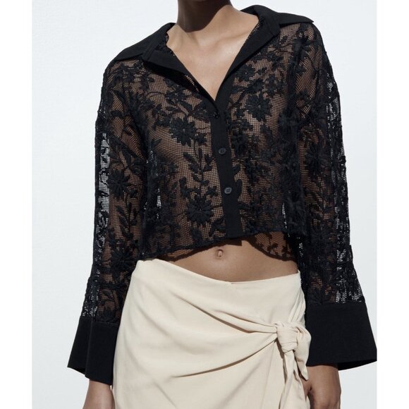 ZARA Floral Lace Crop Boxy Top Shirt Size M Button Down Black Romantic - Picture 1 of 8